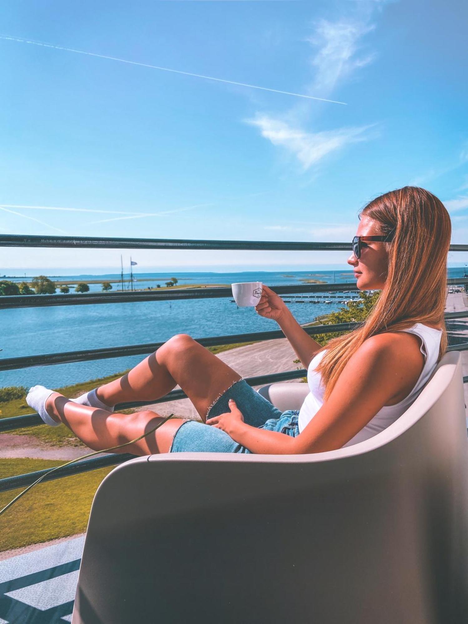 Ö Seaside Suites Kuressaare Exterior foto