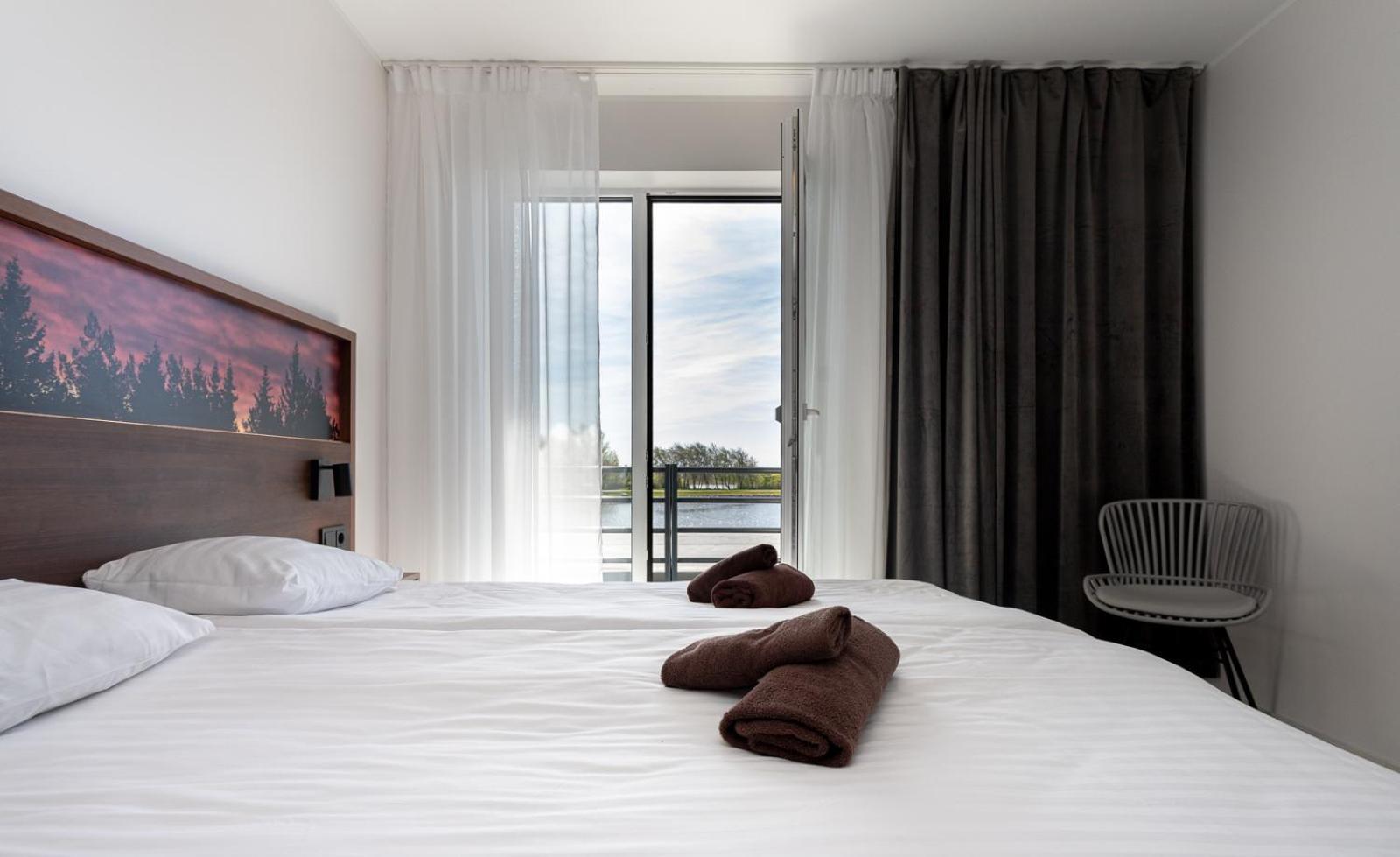 Ö Seaside Suites Kuressaare Quarto foto
